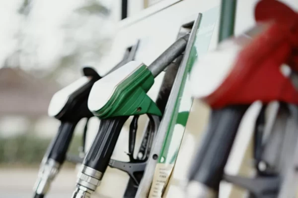 Precio de gasolina se acercará a $ 10.000