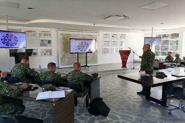 Primera reunión estratégica de comandantes de la Quinta División del Ejército Nacional